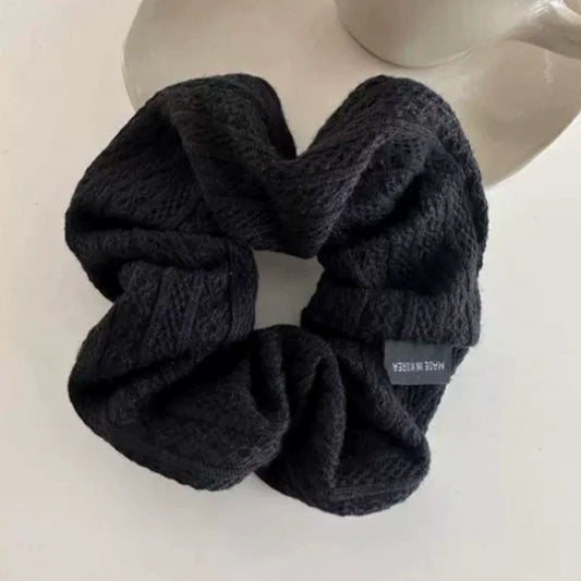 knitted scrunchie