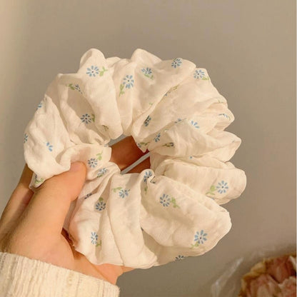 floral srunchies