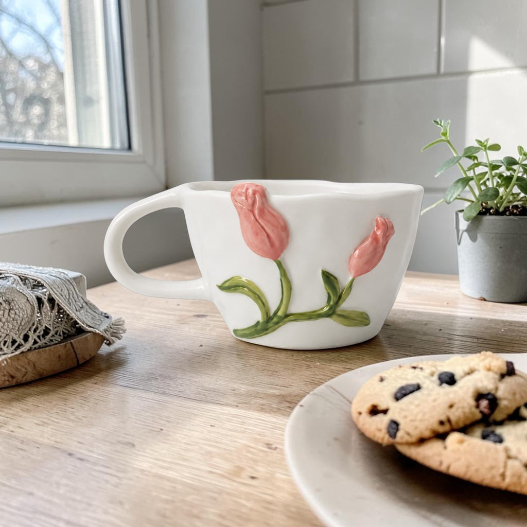 Embossed Tulip Mug